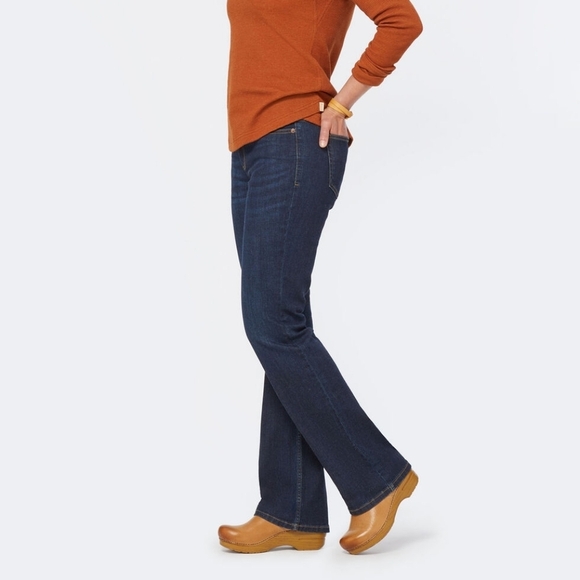 Duluth Trading Women's Daily Denim Bootcut Jeans Sz 6 Short Inseam 29 WJ61 - Picture 4 of 8